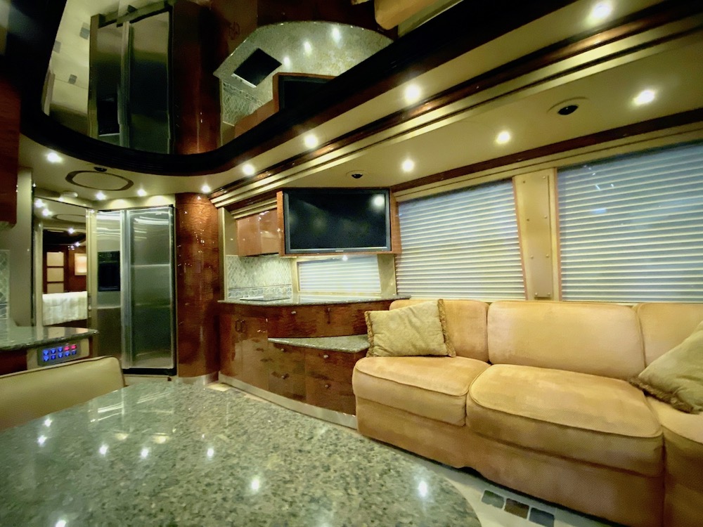 2008 Prevost Country Coach XLII For Sale