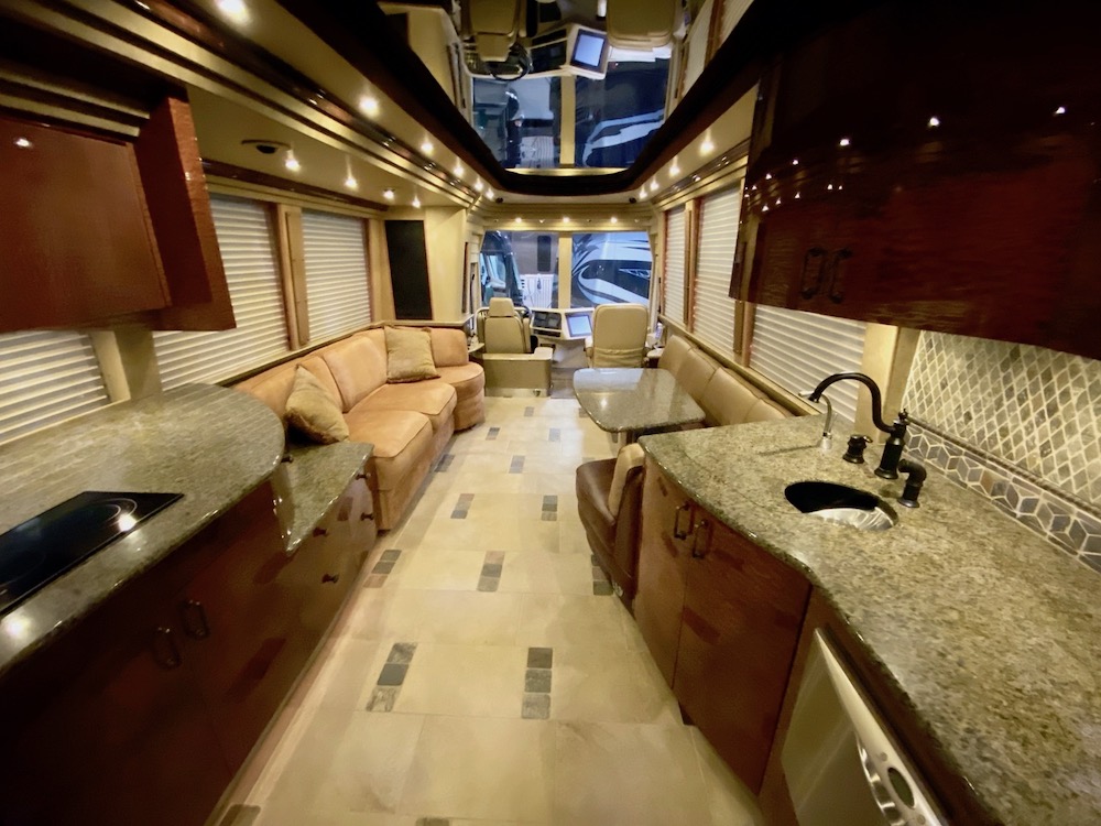 2008 Prevost Country Coach XLII For Sale