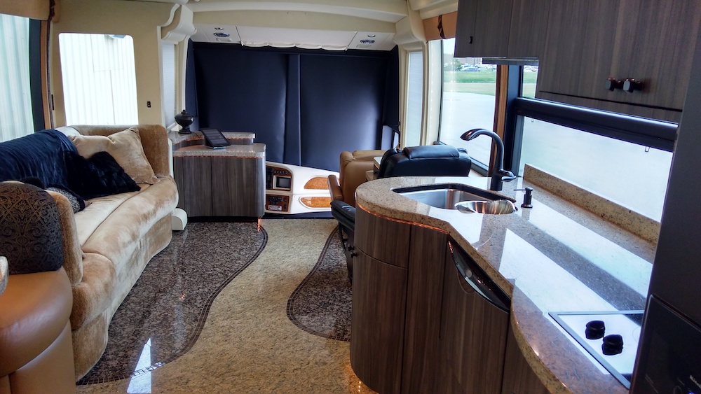 2008 Prevost Millennium H3-45 For Sale