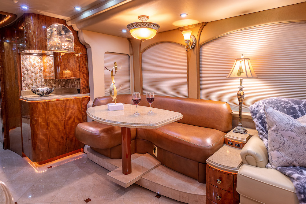 2008 Prevost Millennium H3-45 For Sale