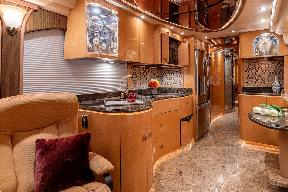 2008 Prevost Millennium H3-45 For Sale