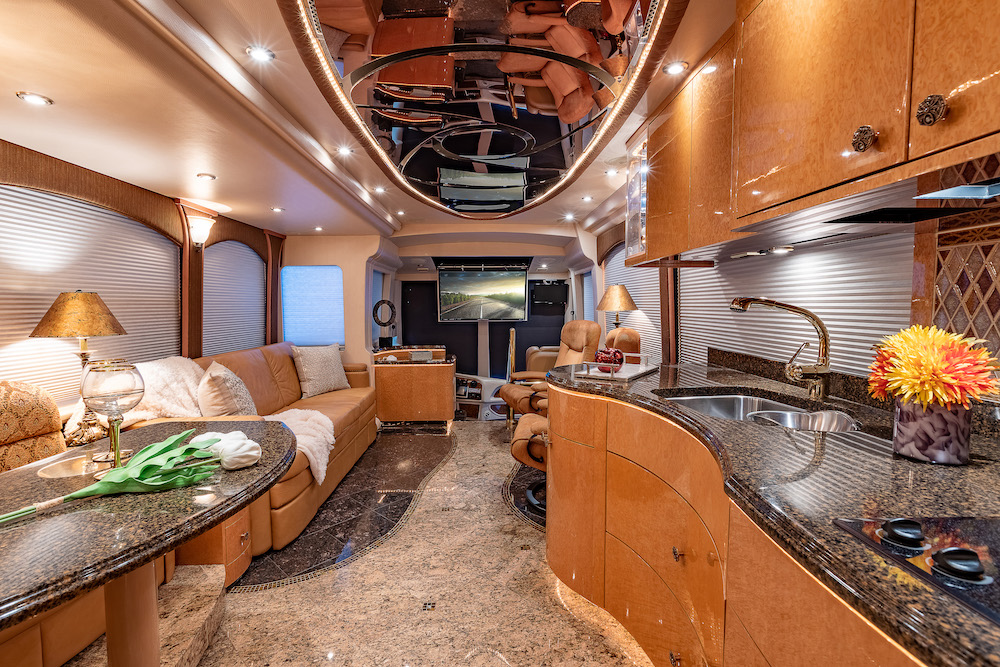 2008 Prevost Millennium H3-45 For Sale