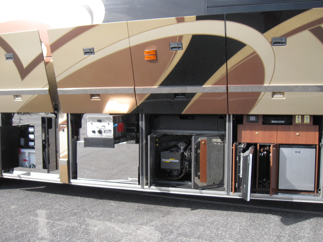 2008 Prevost Millennium H3-45 For Sale