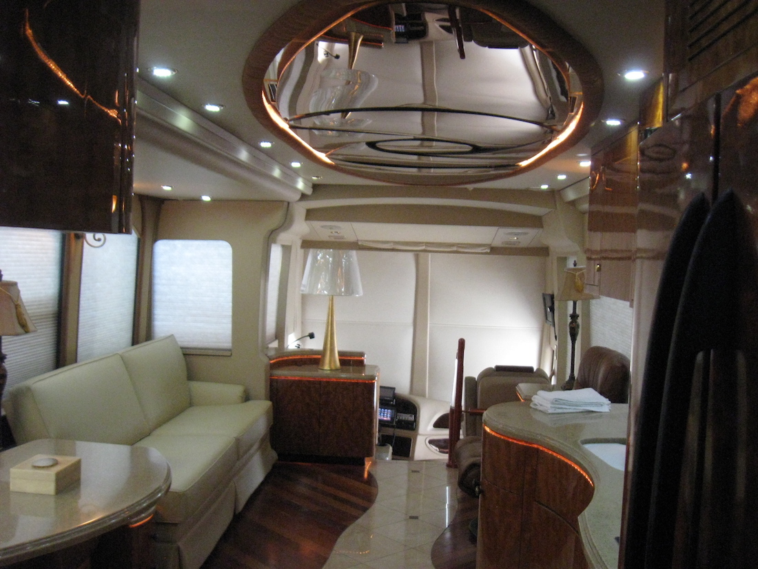 2008 Prevost Millennium H3-45 For Sale