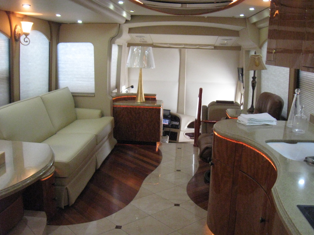 2008 Prevost Millennium H3-45 For Sale