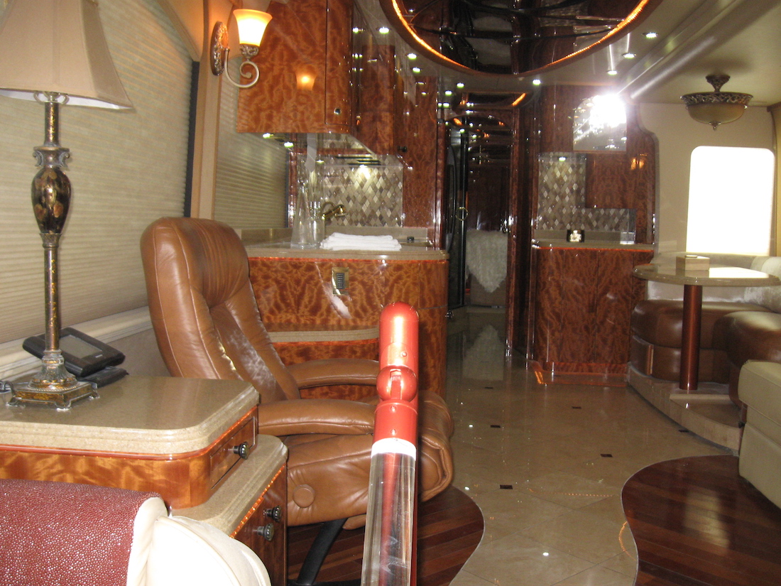 2008 Prevost Millennium H3-45 For Sale