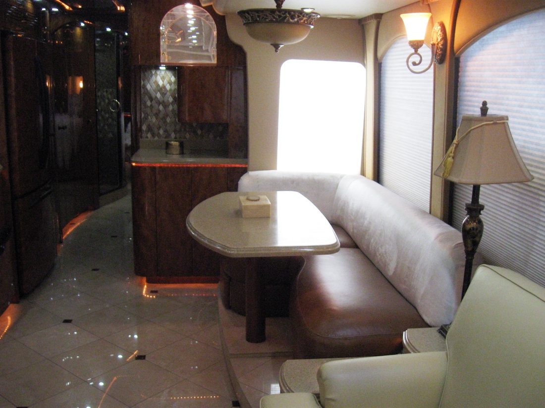 2008 Prevost Millennium H3-45 For Sale