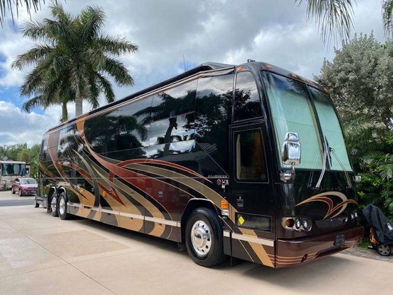 2008 Prevost Millennium H3-45 For Sale