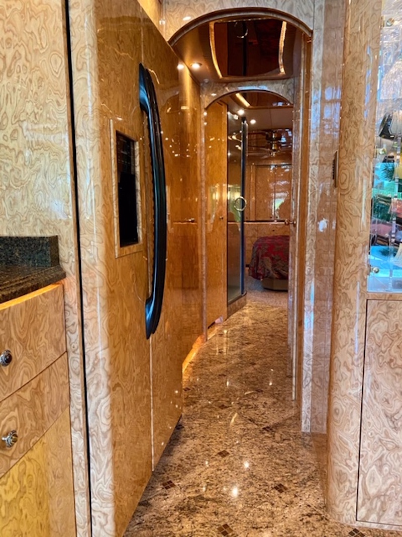 2008 Prevost Millennium H3-45 For Sale