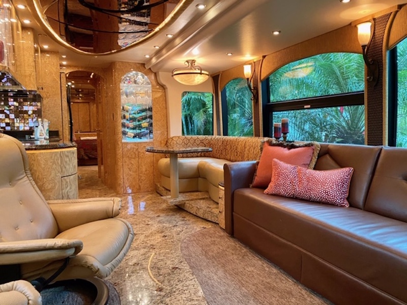 2008 Prevost Millennium H3-45 For Sale