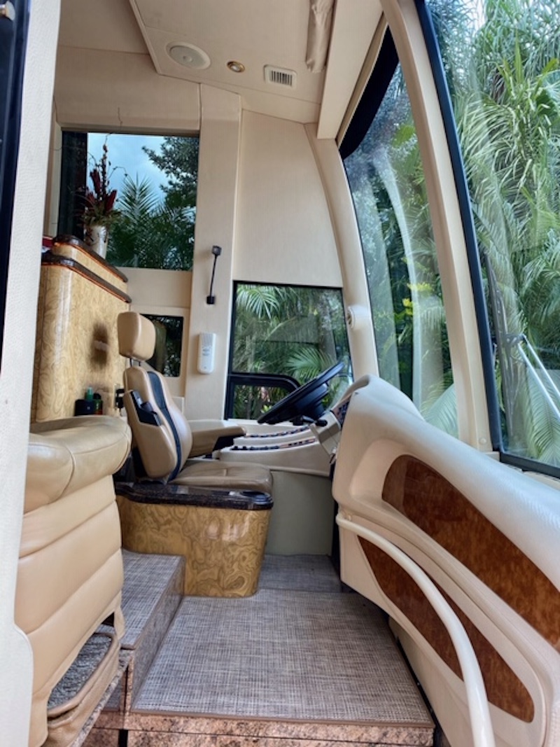 2008 Prevost Millennium H3-45 For Sale