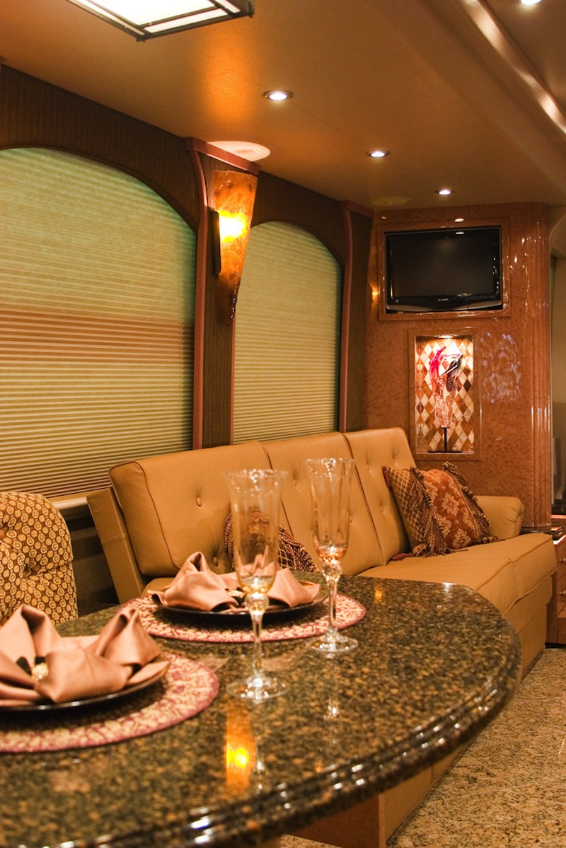 2006 Prevost Millennium XLII For Sale