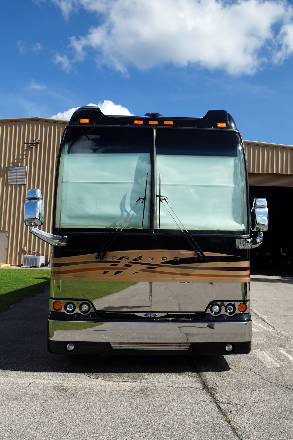 2008 Prevost Millennium XLII For Sale