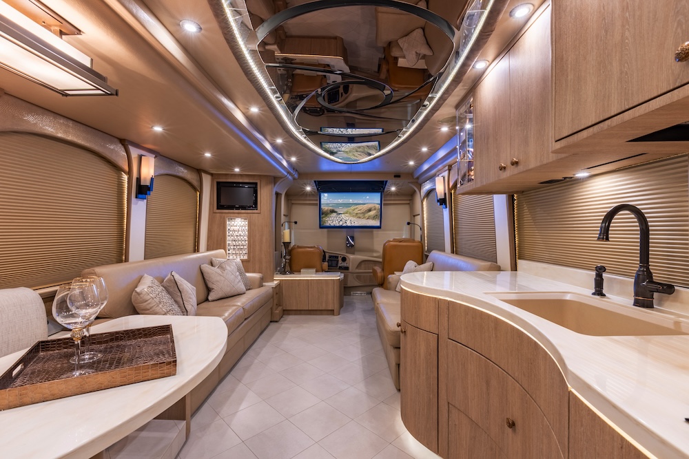 2008 Prevost Millennium XLII For Sale