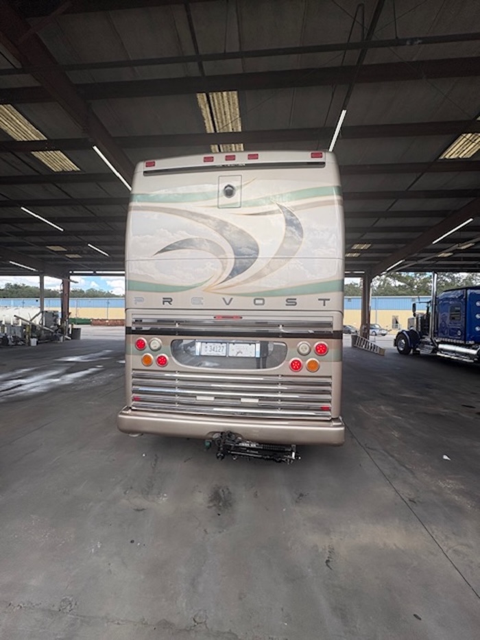2008 Prevost Parliament H3-45 For Sale