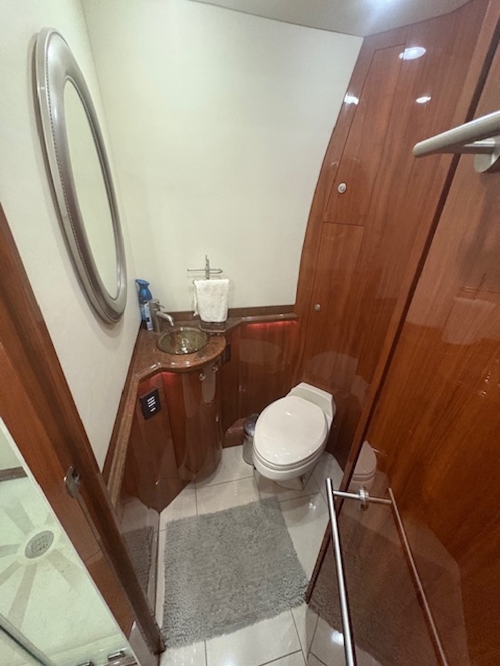 2008 Prevost Parliament H3-45 For Sale