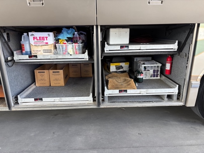 2008 Prevost Parliament H3-45 For Sale