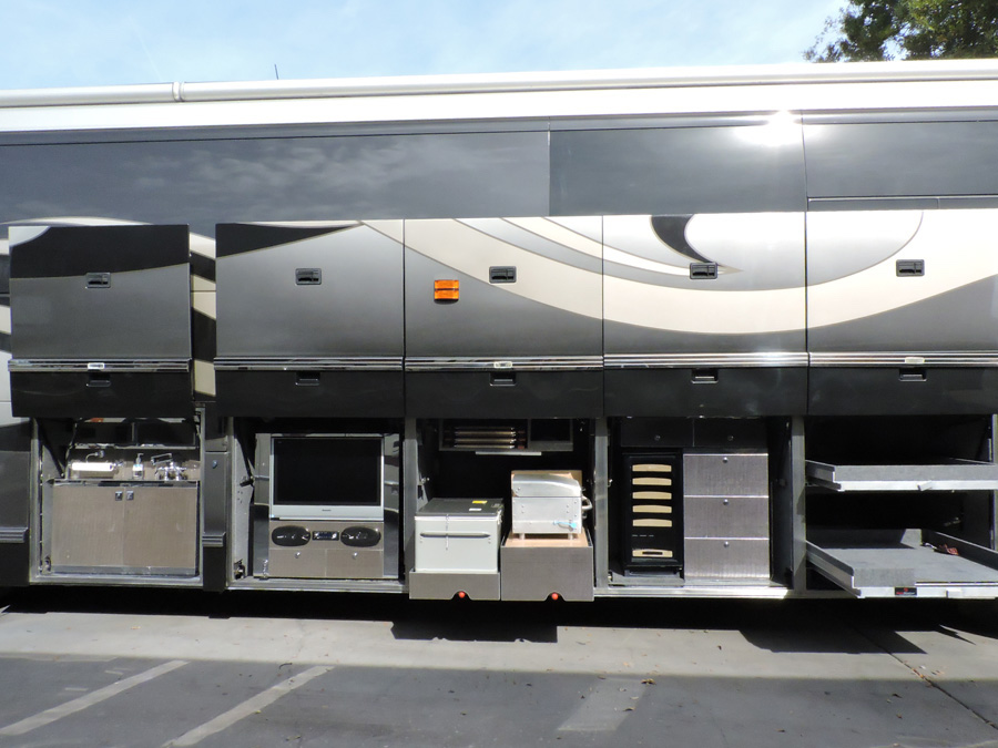 2008 Prevost Parliament H3-45 For Sale