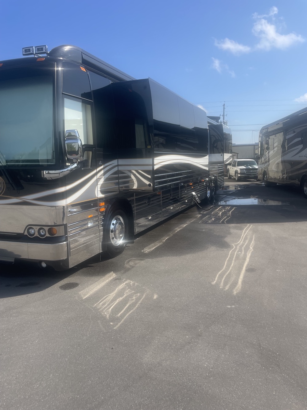 2008 Prevost Parliament XLII For Sale