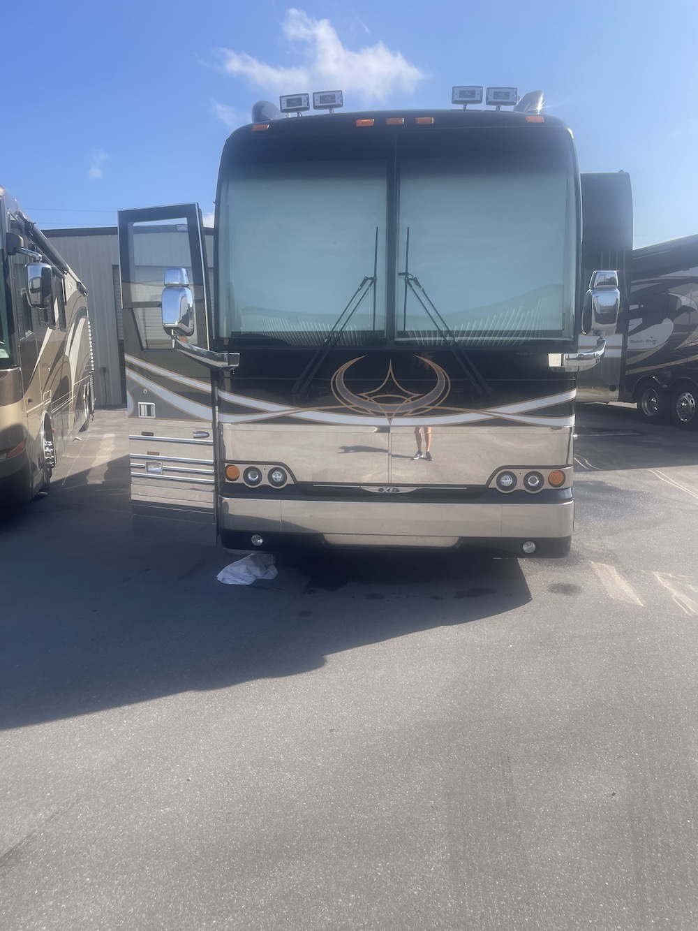 2008 Prevost Parliament XLII For Sale