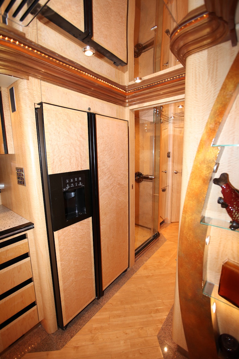 2008 Prevost Parliament XLII For Sale