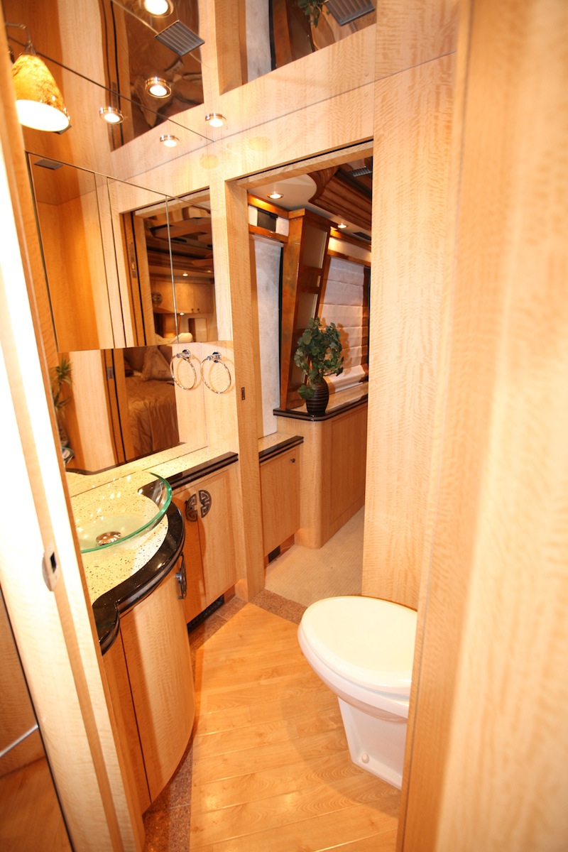 2008 Prevost Parliament XLII For Sale