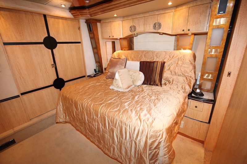 2008 Prevost Parliament XLII For Sale