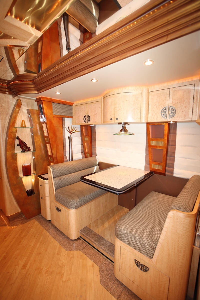 2008 Prevost Parliament XLII For Sale