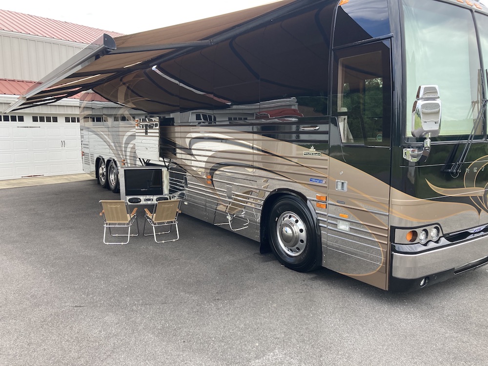 2008 Prevost Parliament XLII For Sale