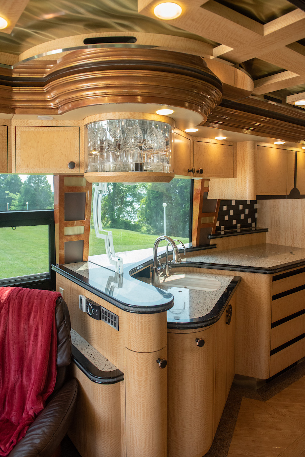 2008 Prevost Parliament XLII For Sale