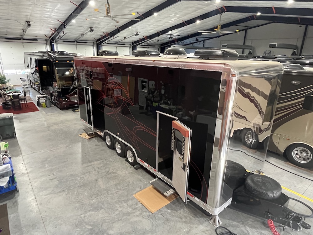 2009 Prevost Trailer For Sale