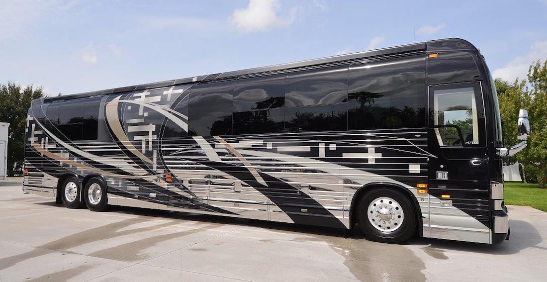 2009 Prevost Country Coach XLII For Sale