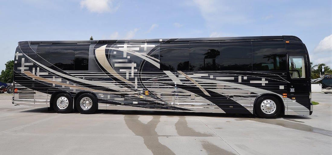 2009 Prevost Country Coach XLII For Sale