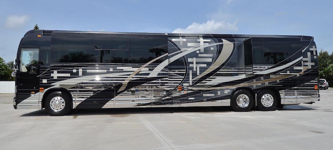 2009 Prevost Country Coach XLII For Sale