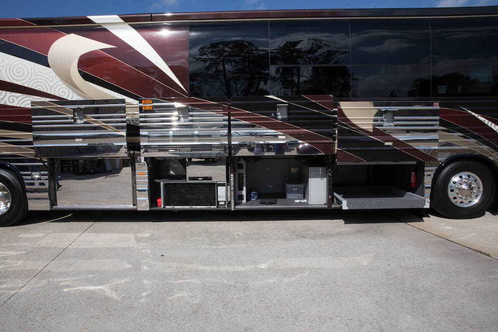 2009 Prevost Country Coach XLII For Sale