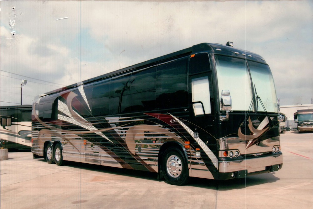 2009 Prevost Country Coach XLII For Sale