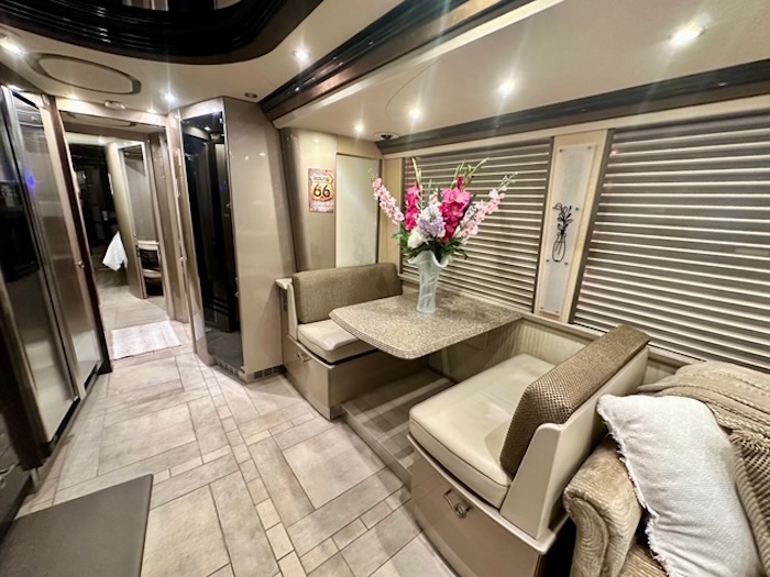 2009 Prevost Country Coach XLII For Sale