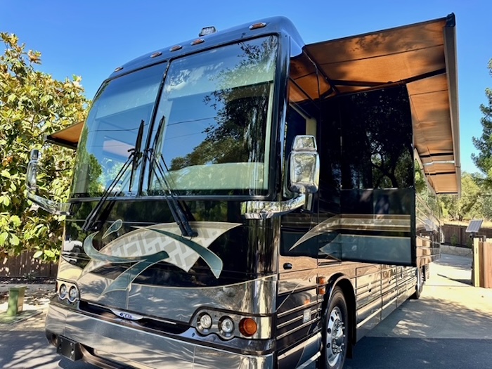 2009 Prevost Country Coach XLII For Sale