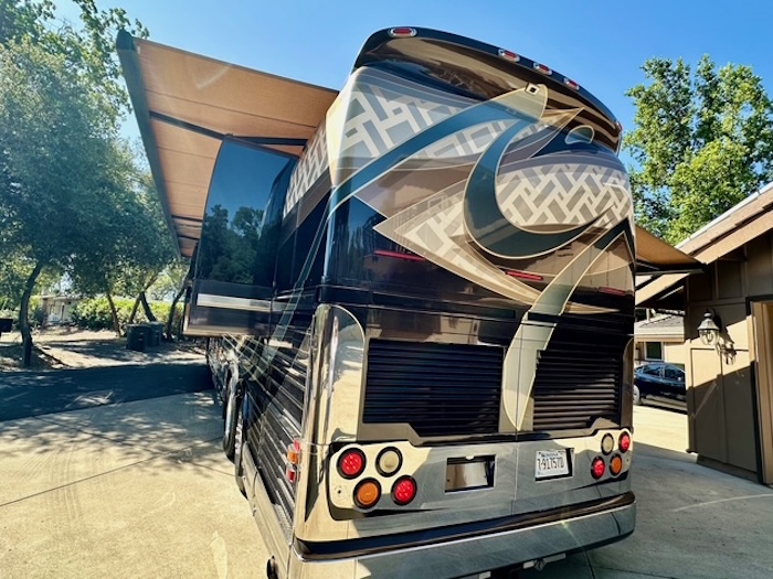 2009 Prevost Country Coach XLII For Sale