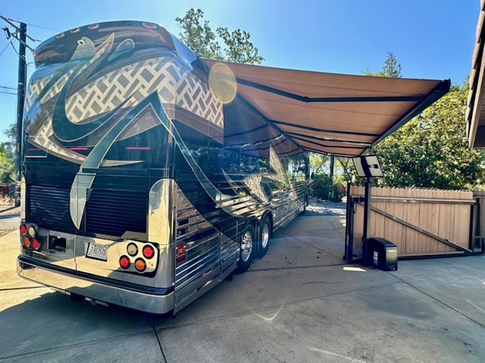 2009 Prevost Country Coach XLII For Sale