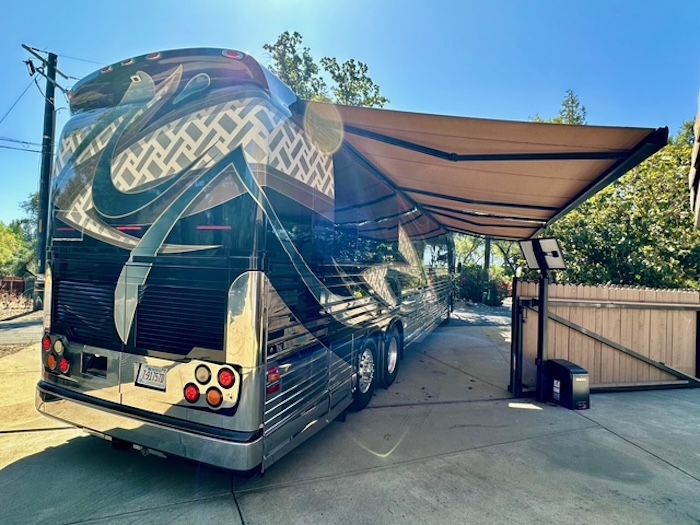 2009 Prevost Country Coach XLII For Sale