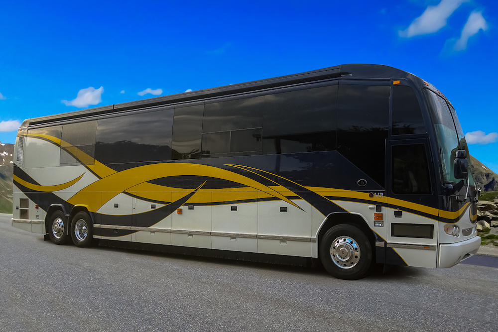 2009 Prevost Featherlite H3-45 For Sale