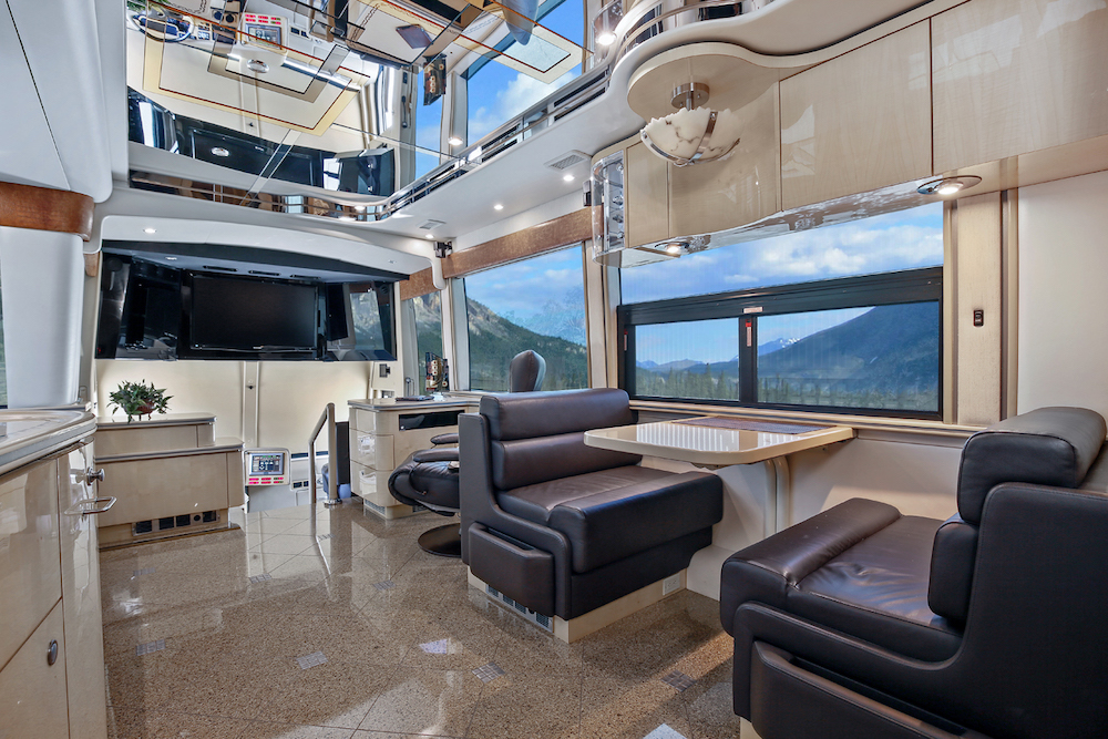 2009 Prevost Featherlite H3-45 For Sale