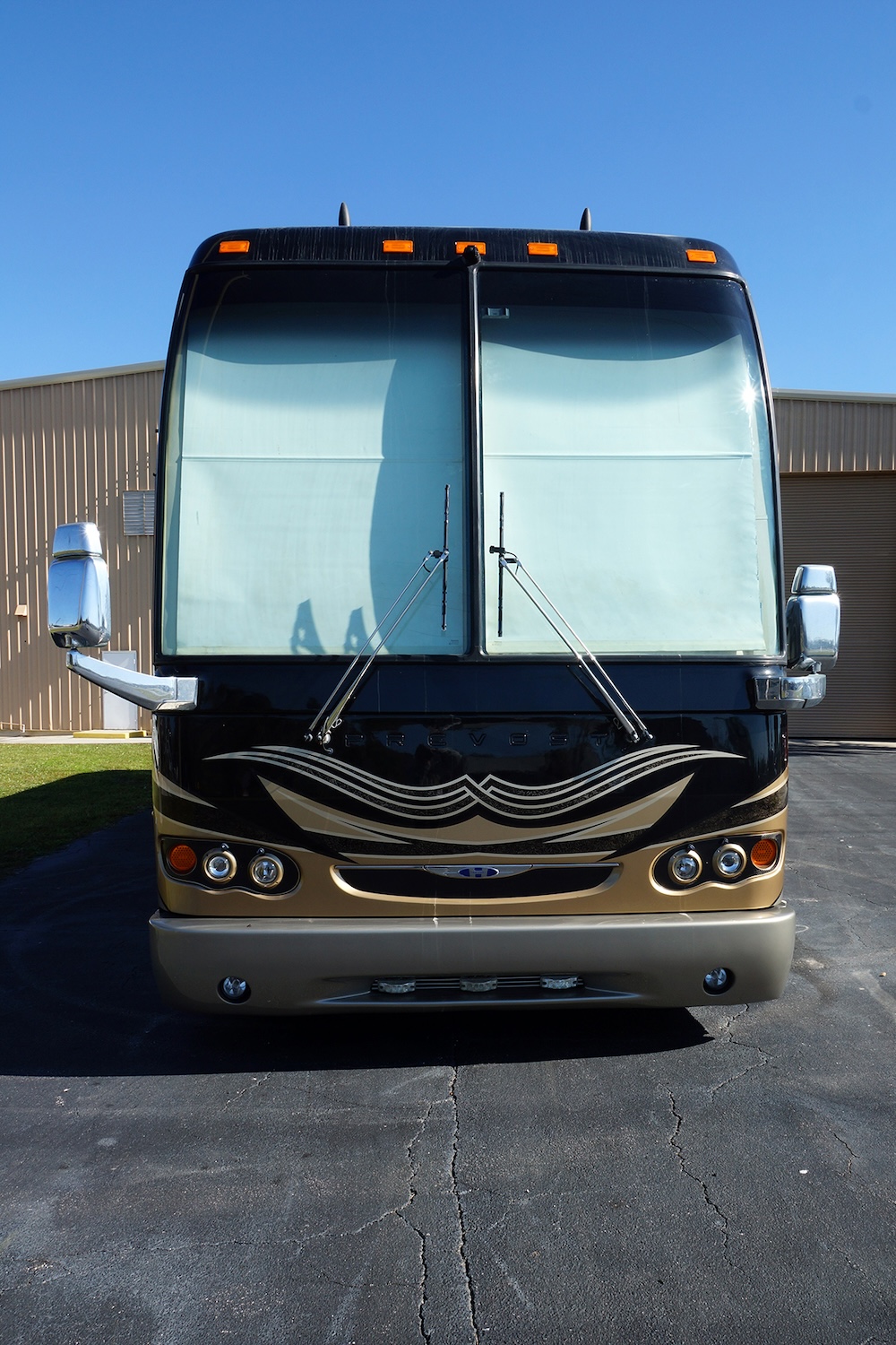 2009 Prevost  Millennium H3-45 For Sale