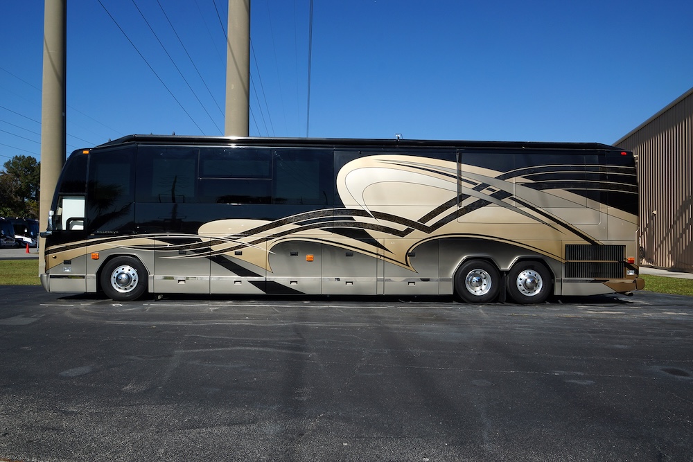2009 Prevost  Millennium H3-45 For Sale