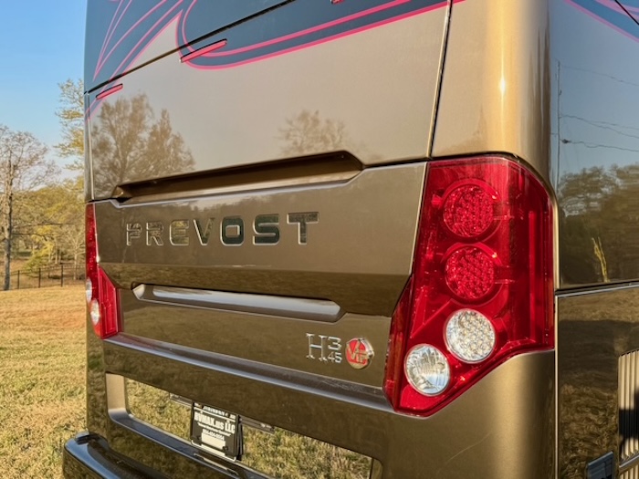 2009 Prevost Featherlite  H3-45 For Sale