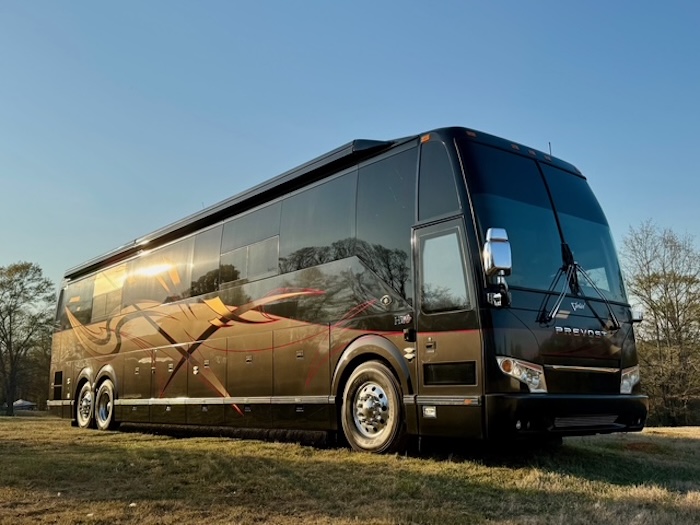 2009 Prevost Featherlite  H3-45 For Sale