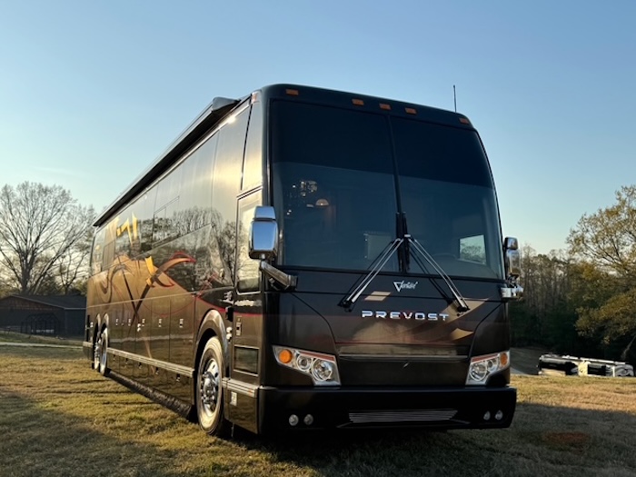 2009 Prevost Featherlite  H3-45 For Sale