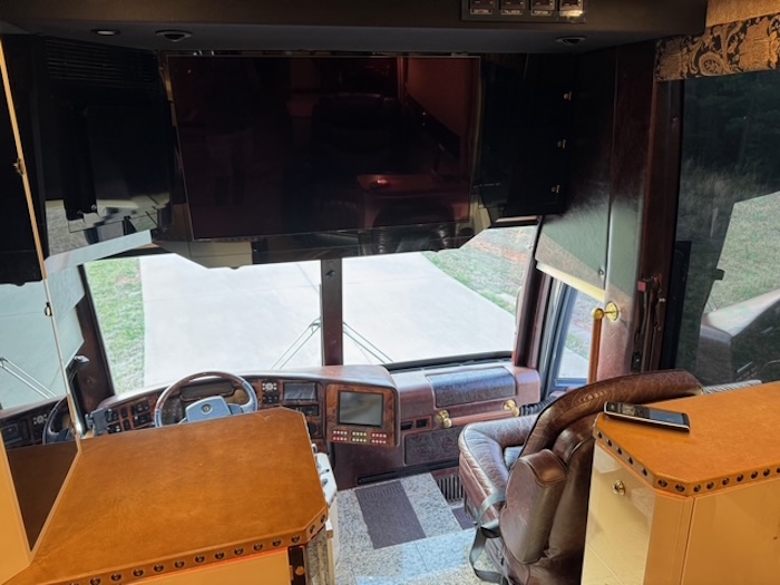 2009 Prevost Featherlite  H3-45 For Sale