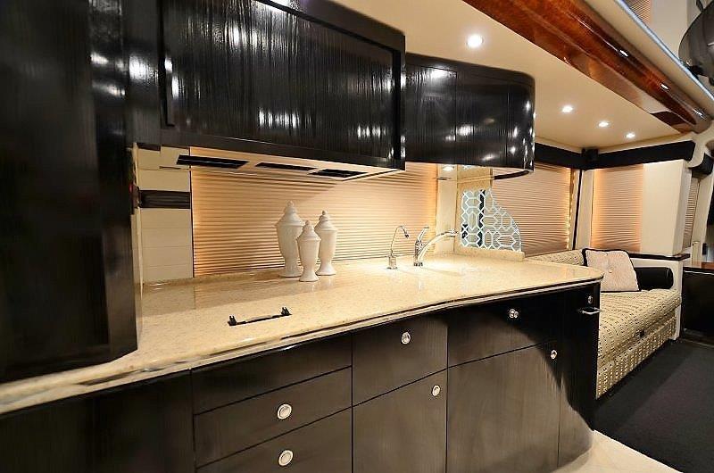 2009 Prevost Featherlite H3-45 For Sale